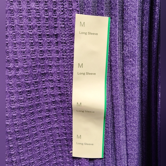 NEW Long-sleeve Purple Cropped T-shirt Size Medium♥︎ - Picture 5 of 10